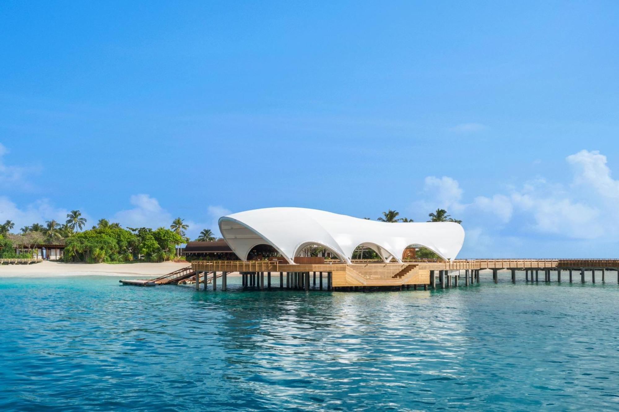 The Westin Maldives Miriandhoo Resort Baa Atoll Exterior photo